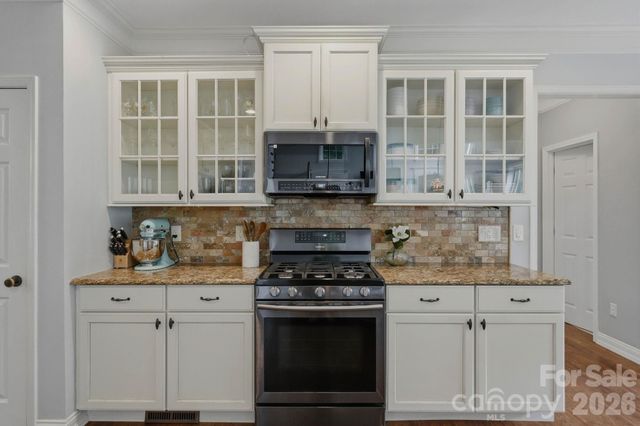 184 Herons Gate Drive, Mooresville, NC 28117