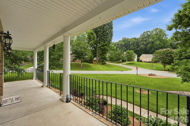184 Herons Gate Drive, Mooresville, NC 28117