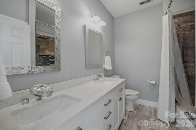 184 Herons Gate Drive, Mooresville, NC 28117