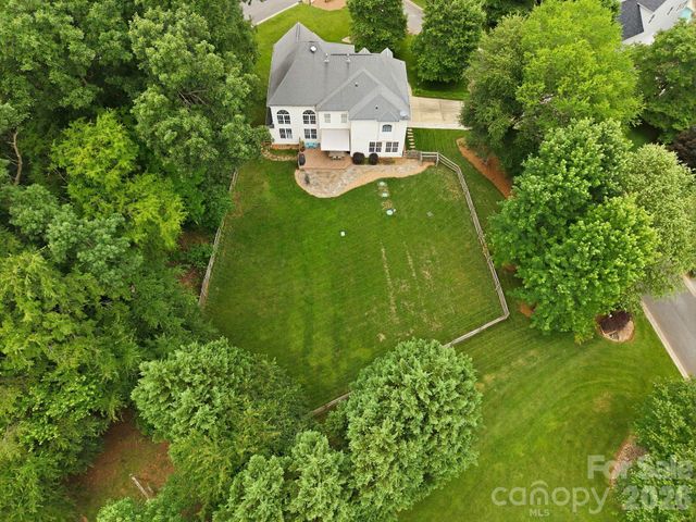 184 Herons Gate Drive, Mooresville, NC 28117