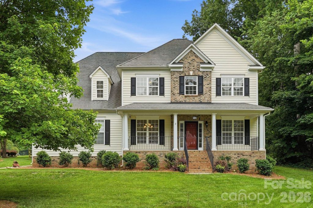 184 Herons Gate Drive, Mooresville, NC 28117