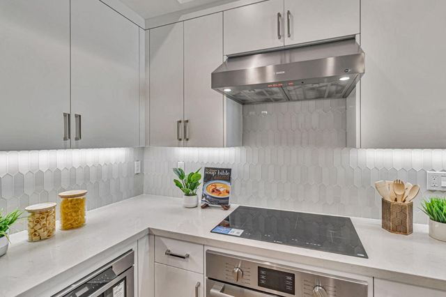 1112 Juana Court, Palo Alto, CA 94303