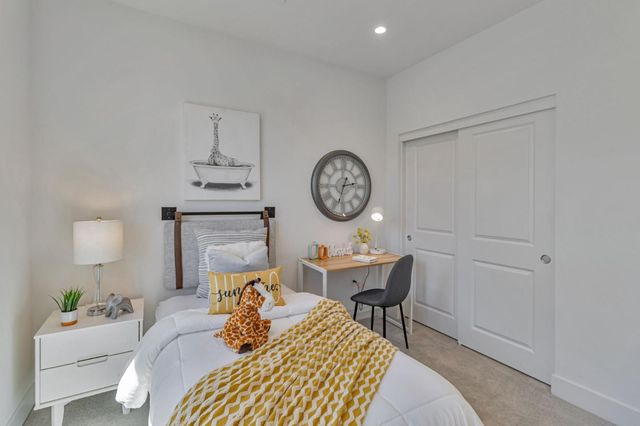 1112 Juana Court, Palo Alto, CA 94303