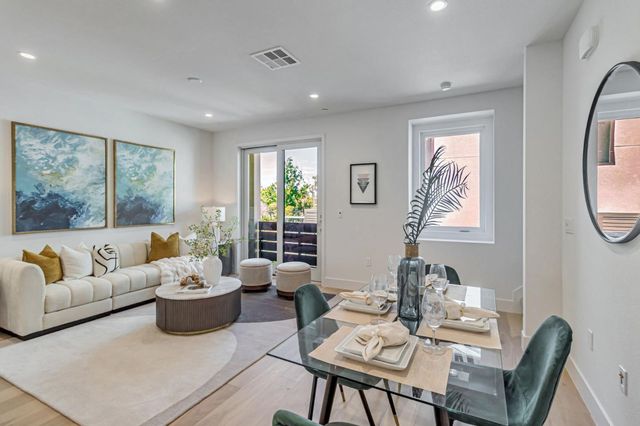 1112 Juana Court, Palo Alto, CA 94303