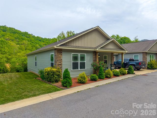 168 February Lane, Waynesville, NC 28785