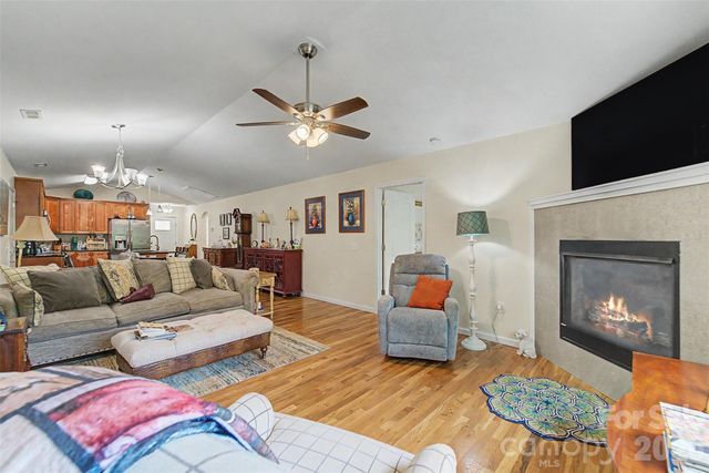 168 February Lane, Waynesville, NC 28785