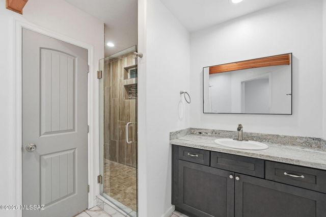 5051 N Hillcrest Drive, Tucson, AZ 85704