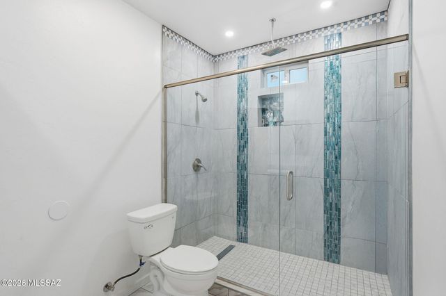 5051 N Hillcrest Drive, Tucson, AZ 85704