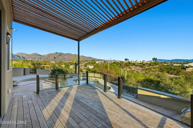 5051 N Hillcrest Drive, Tucson, AZ 85704