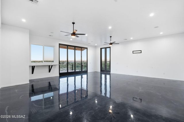 5051 N Hillcrest Drive, Tucson, AZ 85704