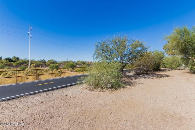 2036 E River Rd Unit 104, Tucson, AZ 85718
