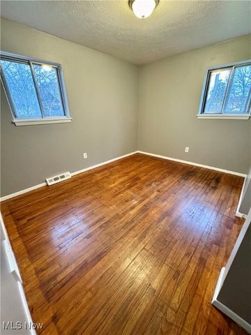 12309 Watterson Avenue, Cleveland, OH 44105