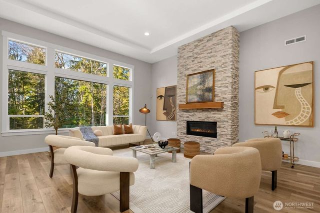 5541 Skyfall Place NW, Bremerton, WA 98312