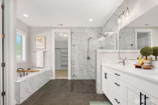 5541 Skyfall Place NW, Bremerton, WA 98312