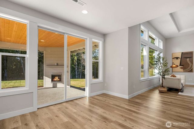 5541 Skyfall Place NW, Bremerton, WA 98312