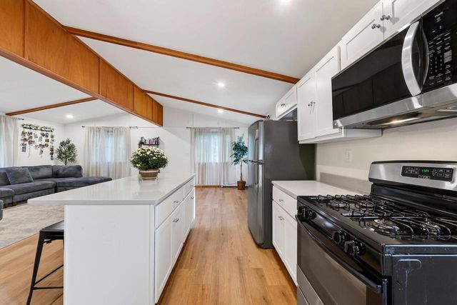 3142 View Road, Madison, WI 53711