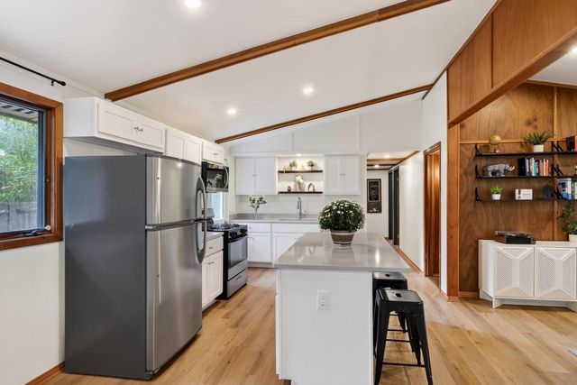 3142 View Road, Madison, WI 53711