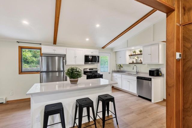 3142 View Road, Madison, WI 53711