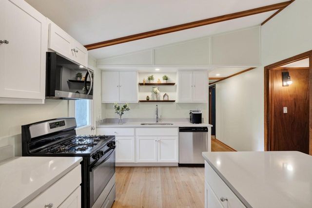 3142 View Road, Madison, WI 53711