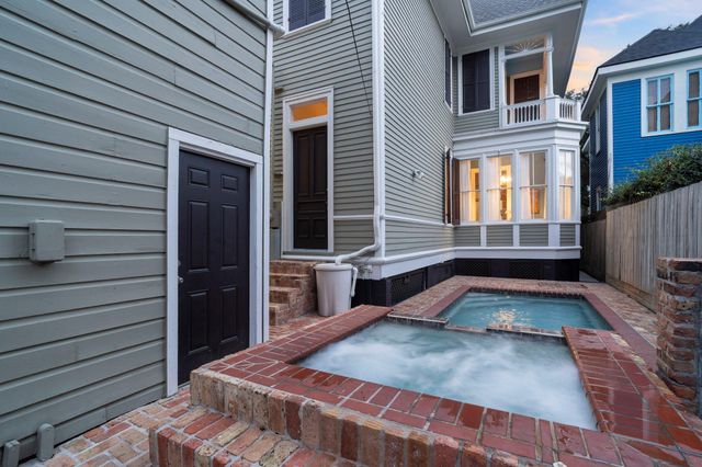 1722 Church Street, Galveston, TX 77550