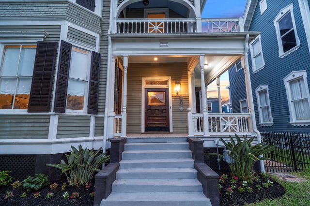 1722 Church Street, Galveston, TX 77550