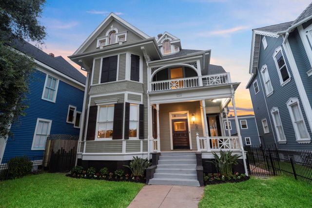 1722 Church Street, Galveston, TX 77550