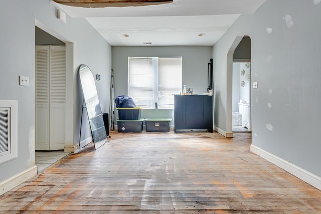 1817 S Harding Avenue, Chicago, IL 60623