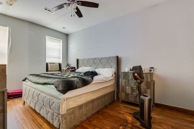 1817 S Harding Avenue, Chicago, IL 60623