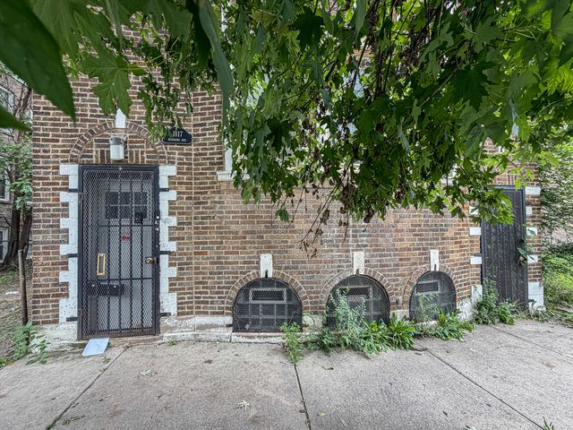 1817 S Harding Avenue, Chicago, IL 60623