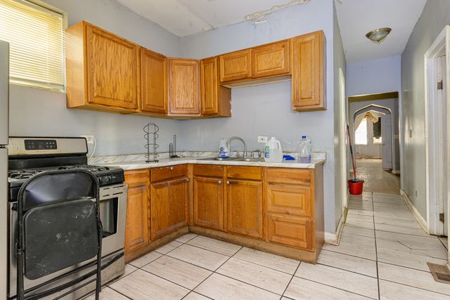 1817 S Harding Avenue, Chicago, IL 60623