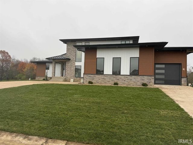 14766 Saleem Court, Granger, IN 46530