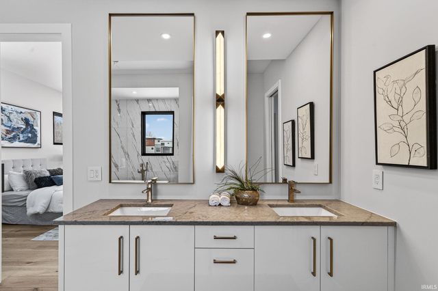 14766 Saleem Court, Granger, IN 46530