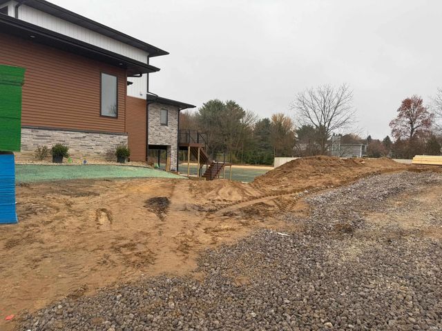 14766 Saleem Court, Granger, IN 46530