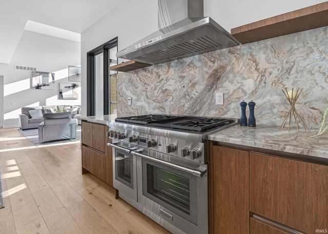 14766 Saleem Court, Granger, IN 46530