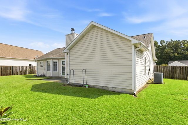 1960 Jeffrey Stokes Drive NE, Leland, NC 28451