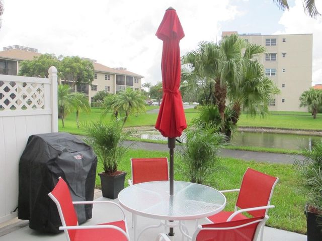 7840 NW 50th Street 104, Lauderhill, FL 33351