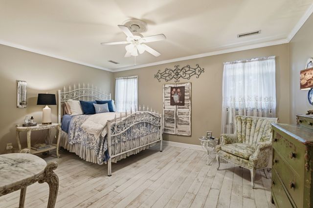 445 Carters Creek Pike, Columbia, TN 38401