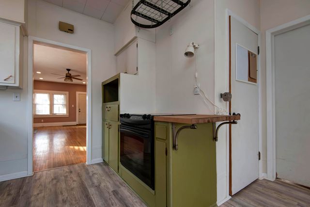 541 E Loren Street, Springfield, MO 65807