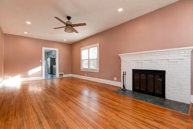 541 E Loren Street, Springfield, MO 65807