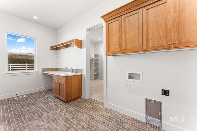 14696 N Goldfinch Ave, Boise, ID 83714