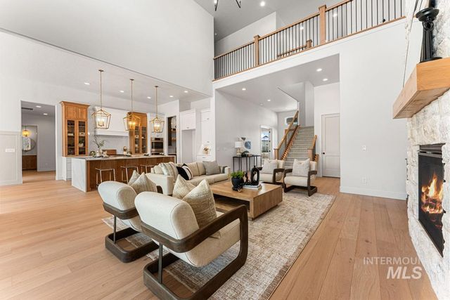 14696 N Goldfinch Ave, Boise, ID 83714