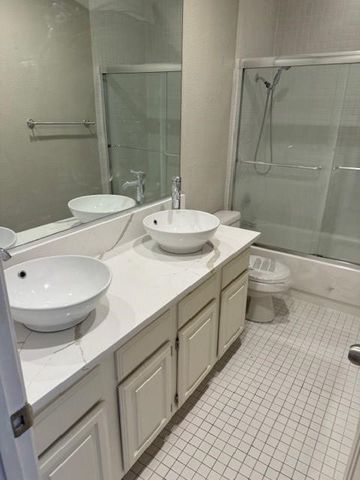 3311 Blackburn Street 220, Dallas, TX 75204