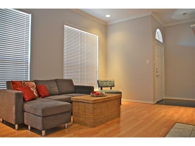 3311 Blackburn Street 220, Dallas, TX 75204
