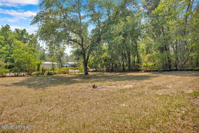 166 HERNANDO Drive, Florahome, FL 32140