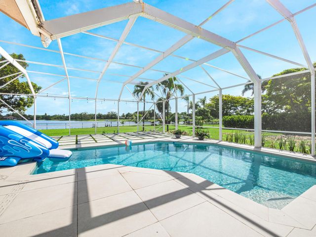 9676 Eagle Point Lane, Lake Worth, FL 33467