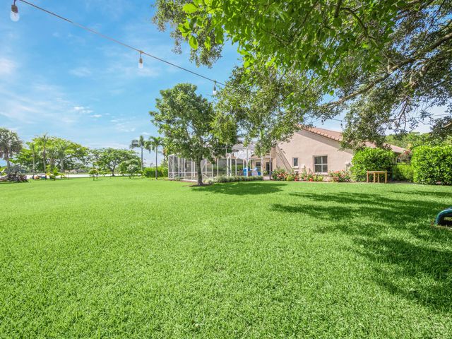 9676 Eagle Point Lane, Lake Worth, FL 33467
