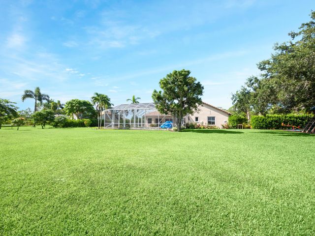 9676 Eagle Point Lane, Lake Worth, FL 33467