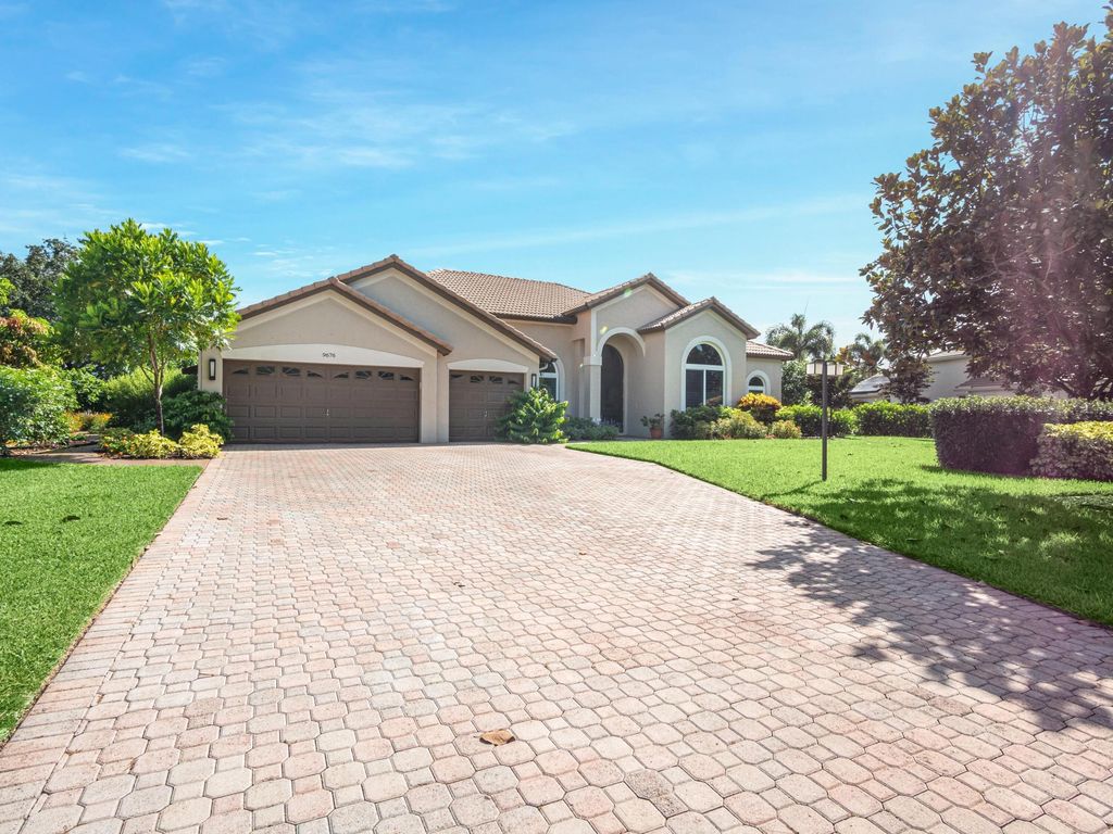 9676 Eagle Point Lane, Lake Worth, FL 33467