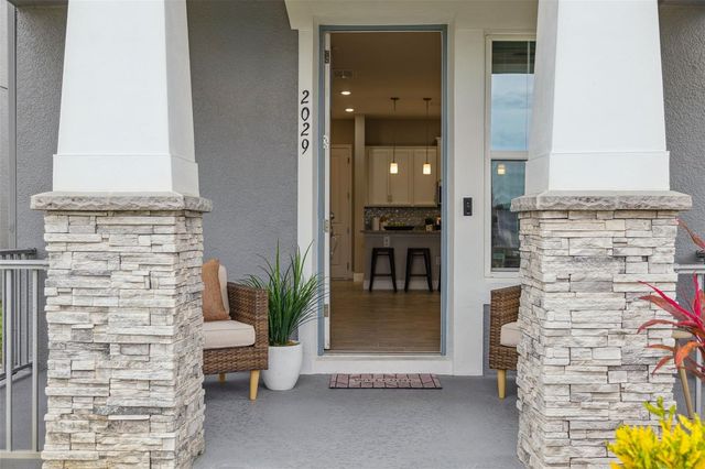 2029 WHITE FEATHER LOOP, Oakland, FL 34787