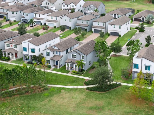 2029 WHITE FEATHER LOOP, Oakland, FL 34787